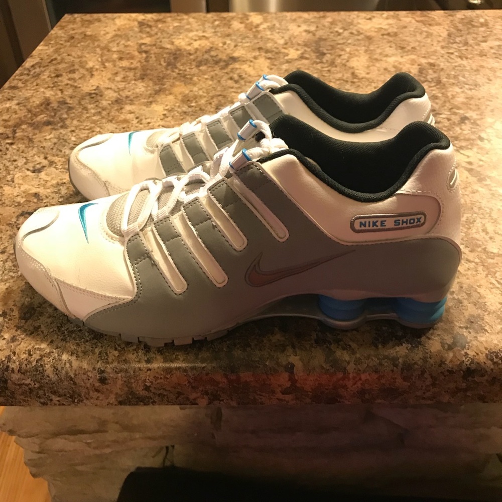 Women’s Nike Shox